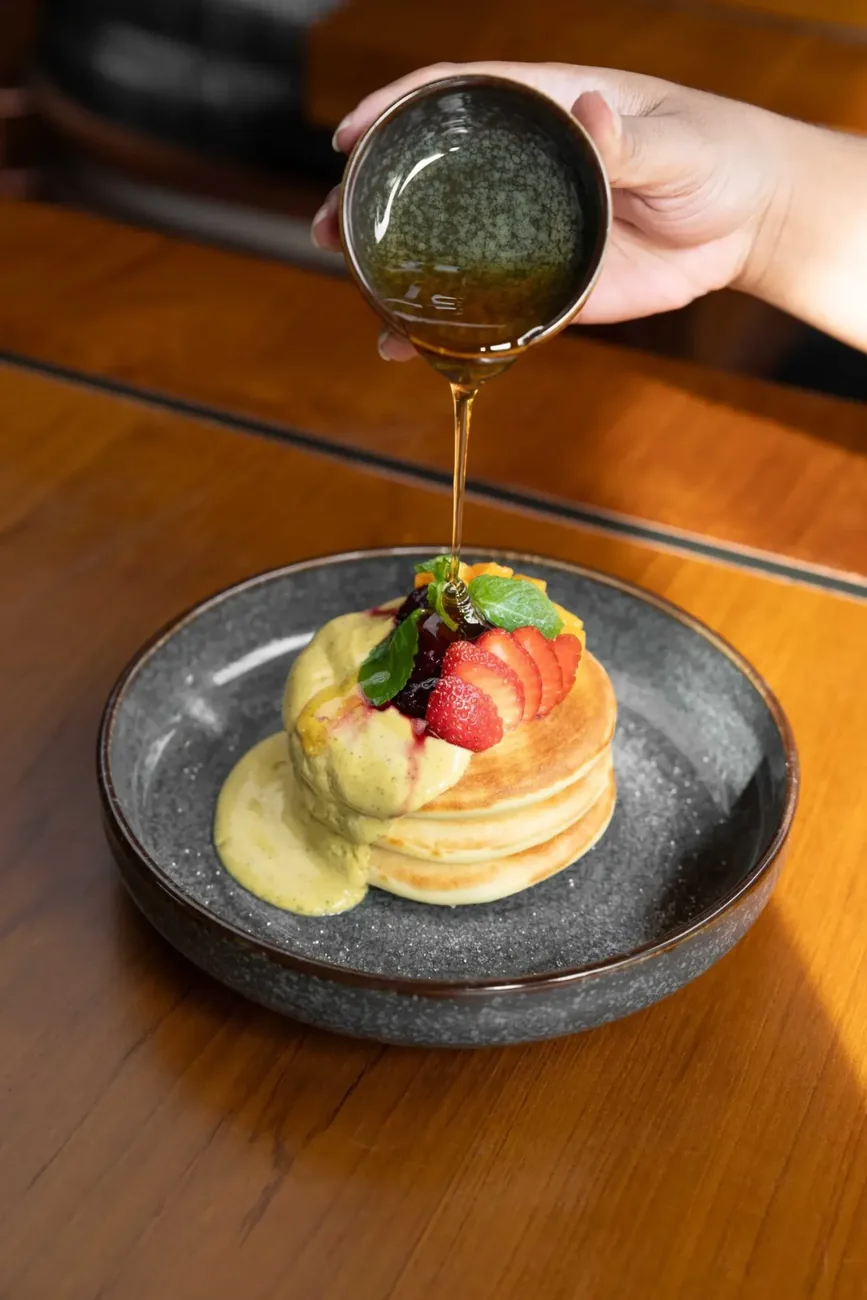 Food and dining at Reload Kitchen